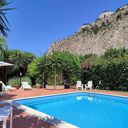 Da Nonna Cettina Appartamento In Villa Con Piscina Palermo Exterior photo